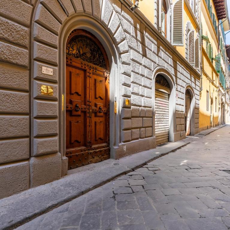 La Domus Firenze - Three-Bedroom House - 43