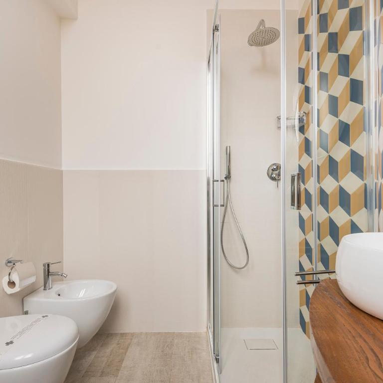 La Domus Firenze - Three-Bedroom House - 40