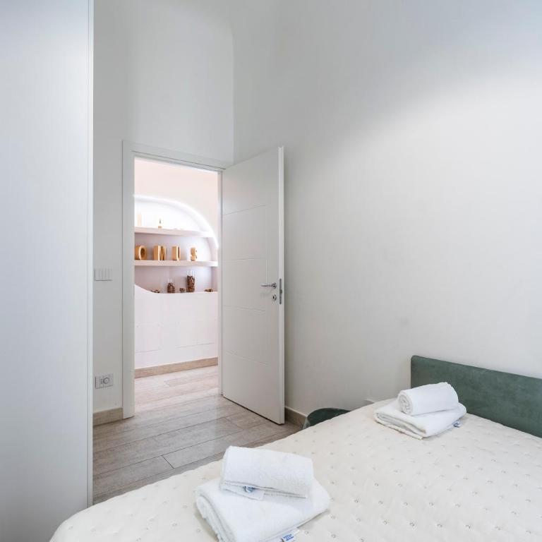 La Domus Firenze - Three-Bedroom House - 25