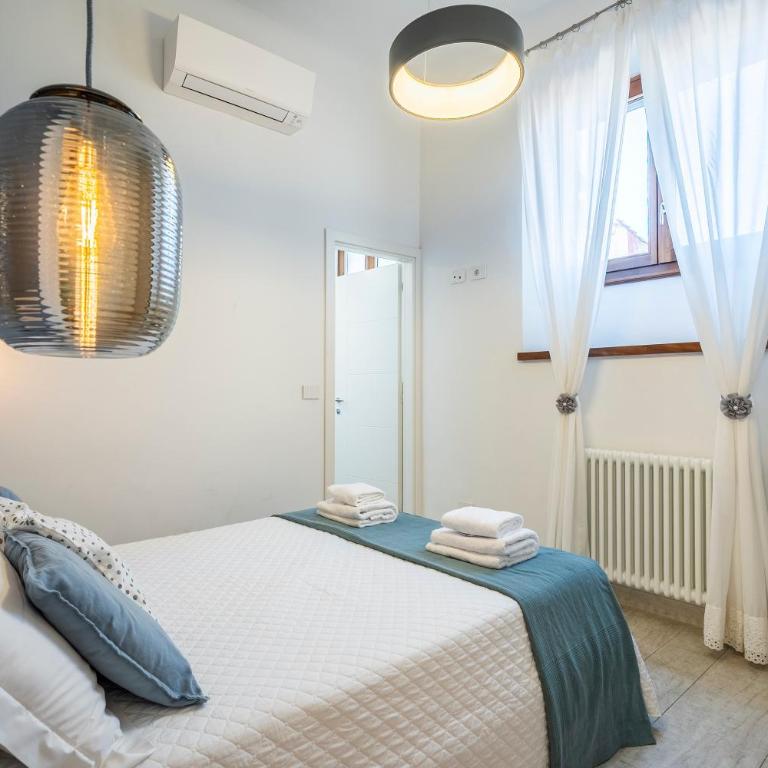 La Domus Firenze - Three-Bedroom House - 27