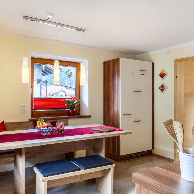 Ferienwohnung Galerie Kaiser - Superior Apartment mit 1 Schlafzimmer und Balkon - 8