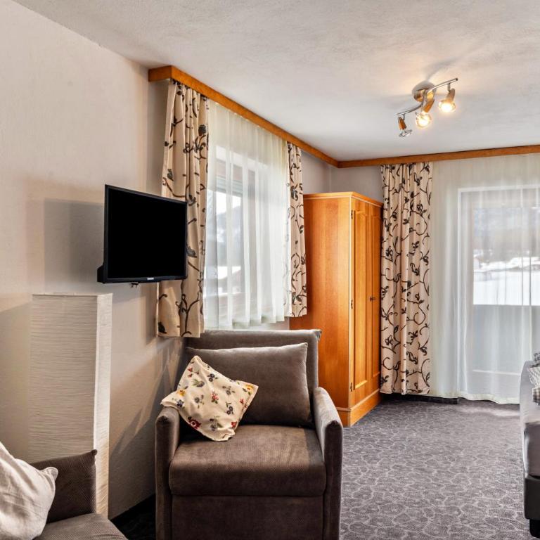 Fewo 2 Haus am Lärchenhang Leutasch - Superior Apartment mit 1 Schlafzimmer und Balkon - 3