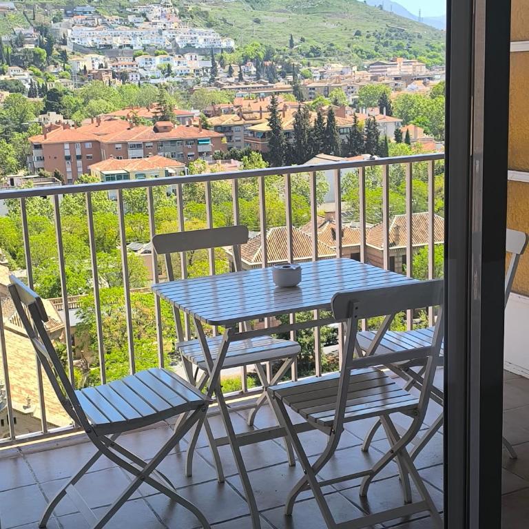 Apartamento Góngora Congresos - Three-Bedroom Premium Apartment with Balcony - 12