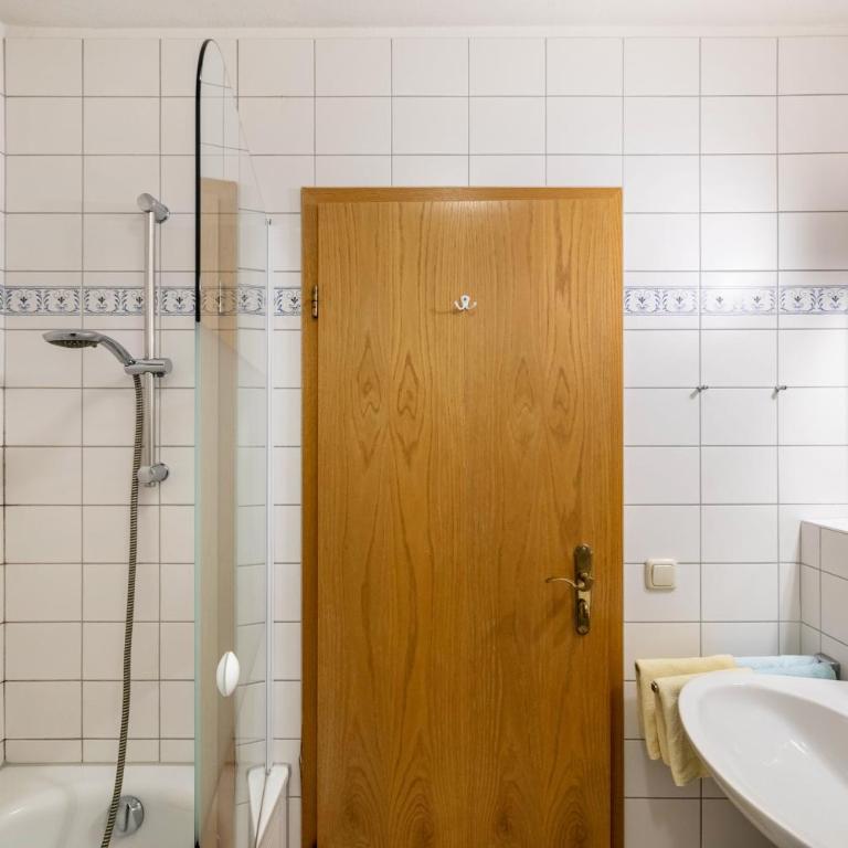Fewo Brünnstein - Zimmer 6 - Superior Apartment mit 1 Schlafzimmer und Balkon - 18