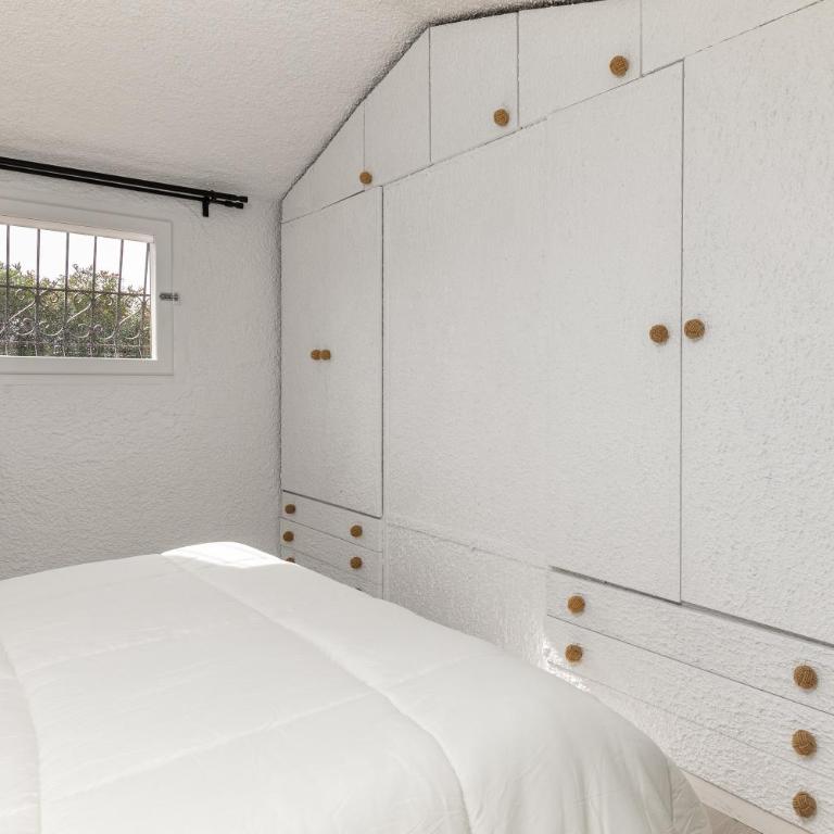 Villa Carmen - Three-Bedroom House - 22