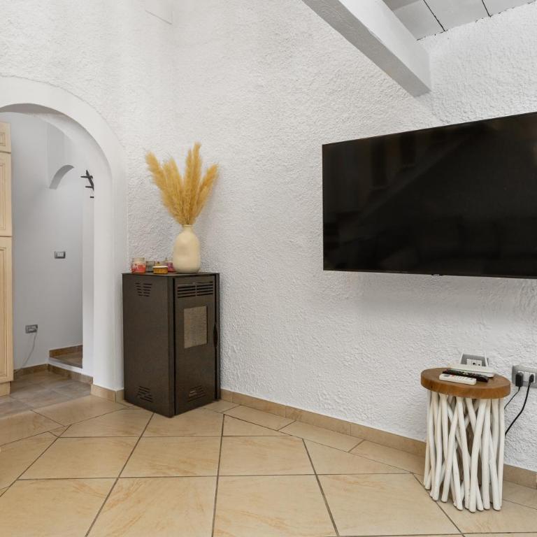 Villa Carmen - Three-Bedroom House - 14