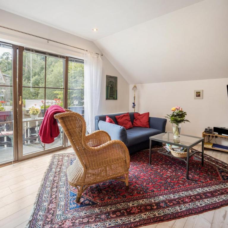 Ferienwohnung im Haus Kreuzthal - Superior Apartment mit 1 Schlafzimmer und Balkon - 2
