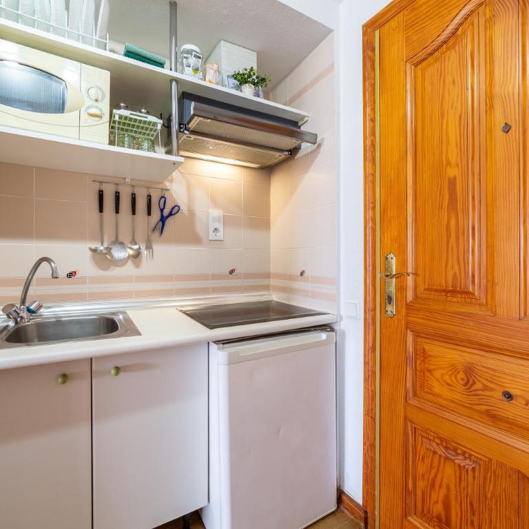 Apartamento residencial Fénix - Superior One-Bedroom Apartment with Balcony - 8