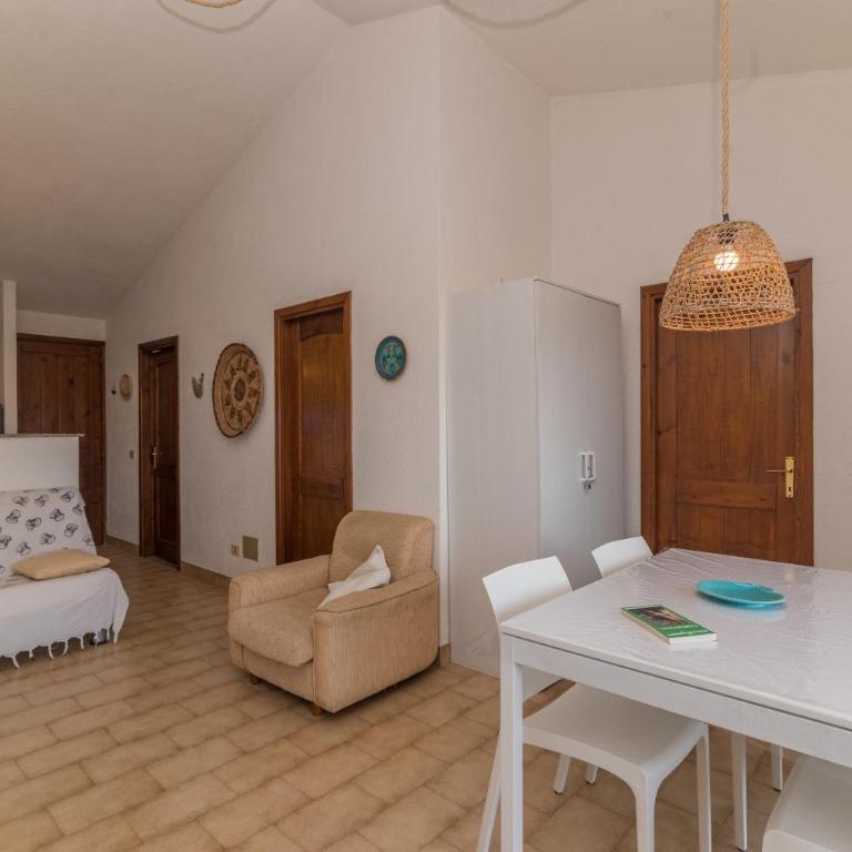 Trilocale Vista Mare e Giardino A - Appartamento Deluxe con 2 Camere da Letto e Vista Oceano - 7