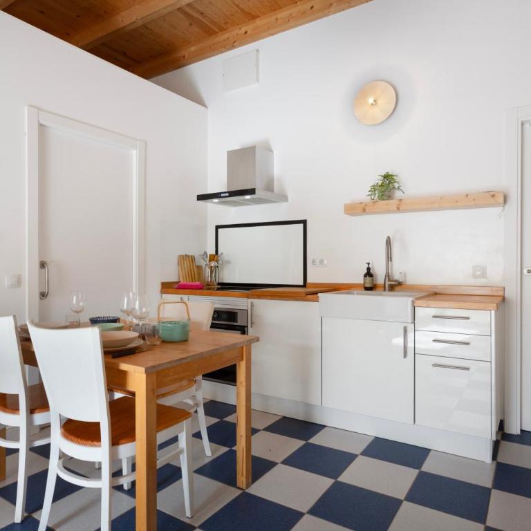 Blue Oasis - Studio with Terrace - 16