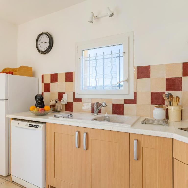 Le Petit Etang - Two-Bedroom House - 6