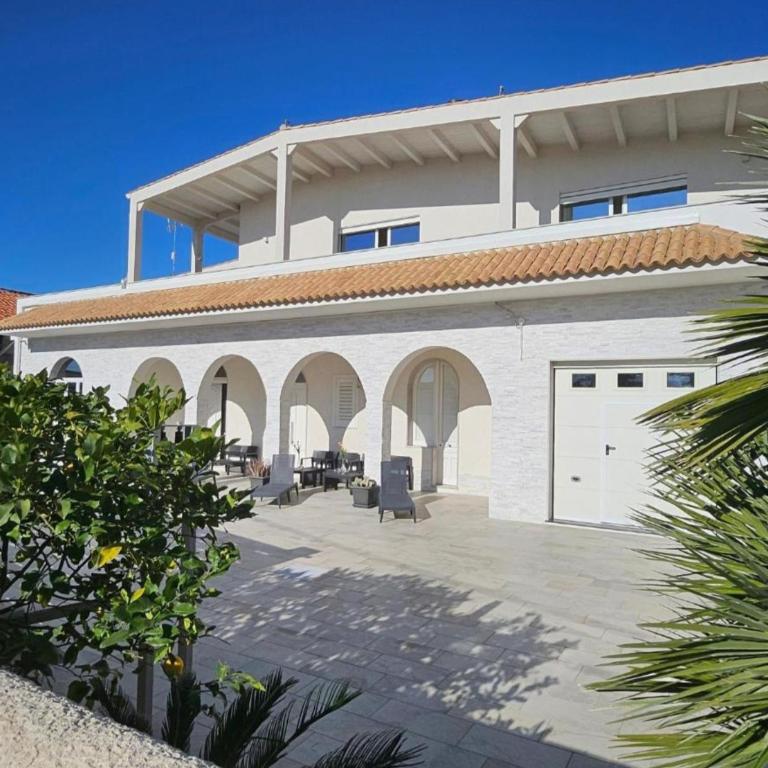 Villa Anny Fronte Mare - Casa con 2 Camere da Letto - 7