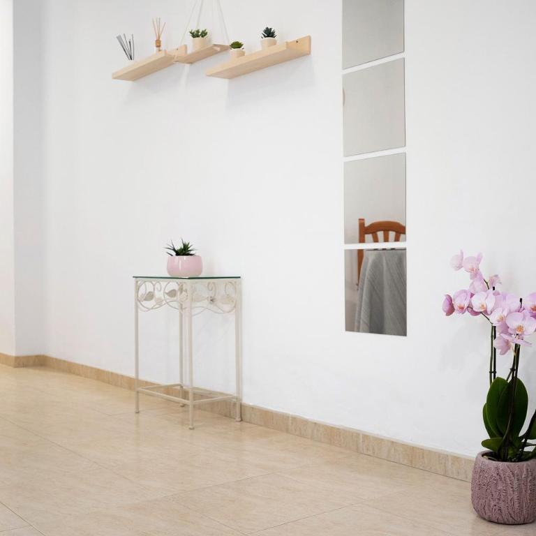 Aptº Jábega, Familias y Parejas - Apartamento con ducha - 19