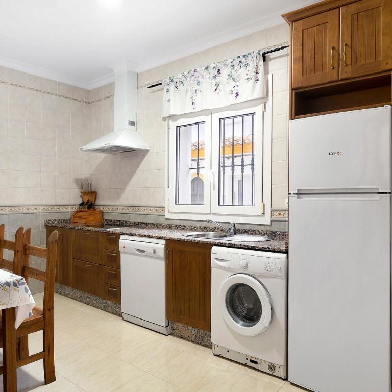 Aptº Jábega, Familias y Parejas - Apartamento con ducha - 7