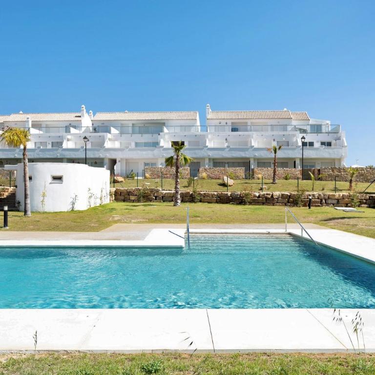 Bajo Poniente - Two-Bedroom Deluxe Apartment with Ocean View - 3