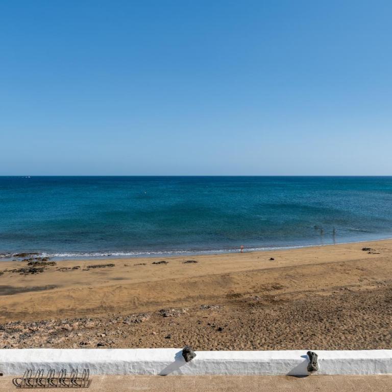 51 Avenue Playa Honda - Superior One-Bedroom Apartment with Balcony - 22
