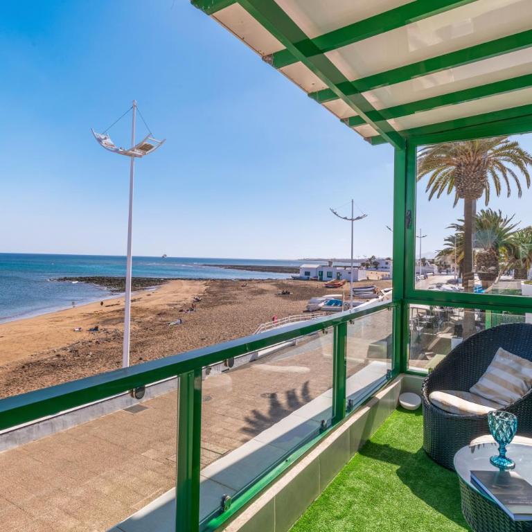 51 Avenue Playa Honda - Superior One-Bedroom Apartment with Balcony - 2