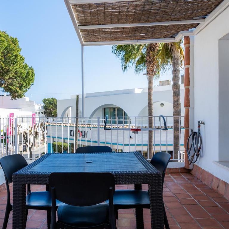 Apartamento C - Appartamento Deluxe con 2 Camere da Letto e Balcone - 2
