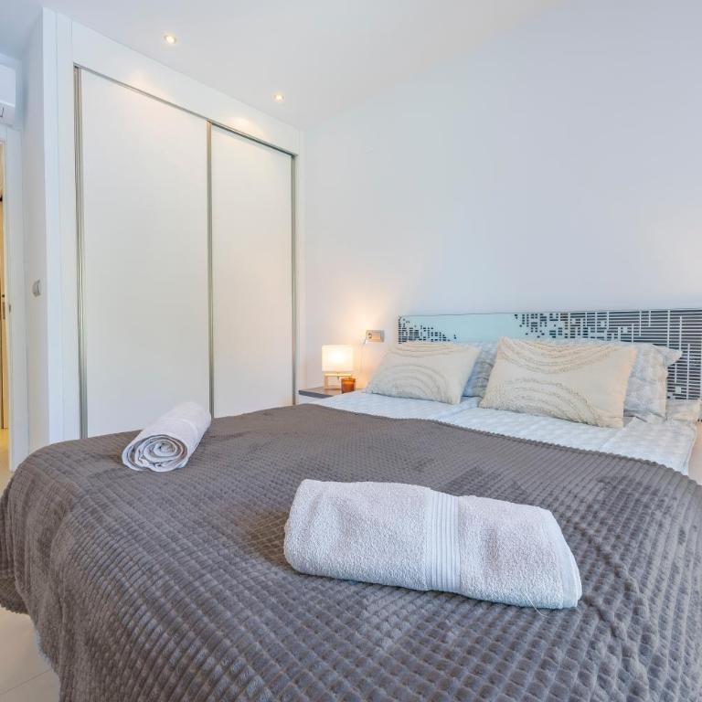 Playa de Poniente - Apartamento Deluxe de 2 dormitorios con vistas al mar - 10