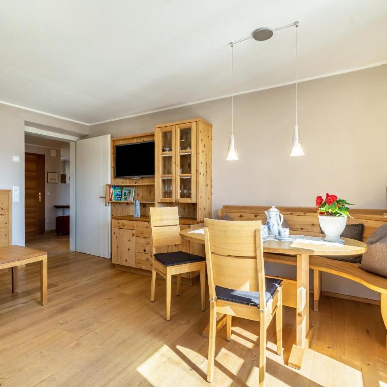 Alber Ferienwohnung Hias - Superior Apartment mit 1 Schlafzimmer und Balkon - 4