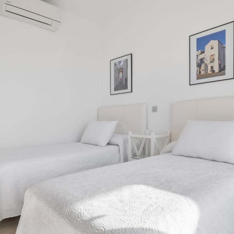Casa África - Three-Bedroom Premium Apartment with Balcony - 18