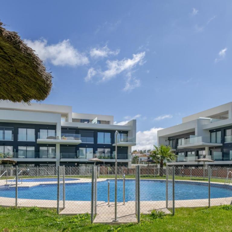 Casa África - Three-Bedroom Premium Apartment with Balcony - 24