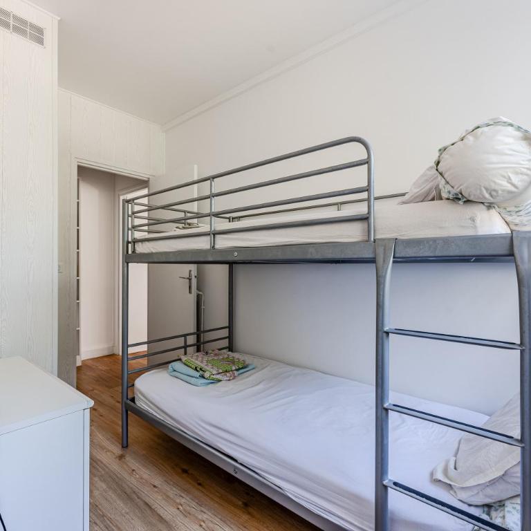 Appartement Rose Mousse - Abatilles - Two-Bedroom Deluxe Apartment with Garden View - 16