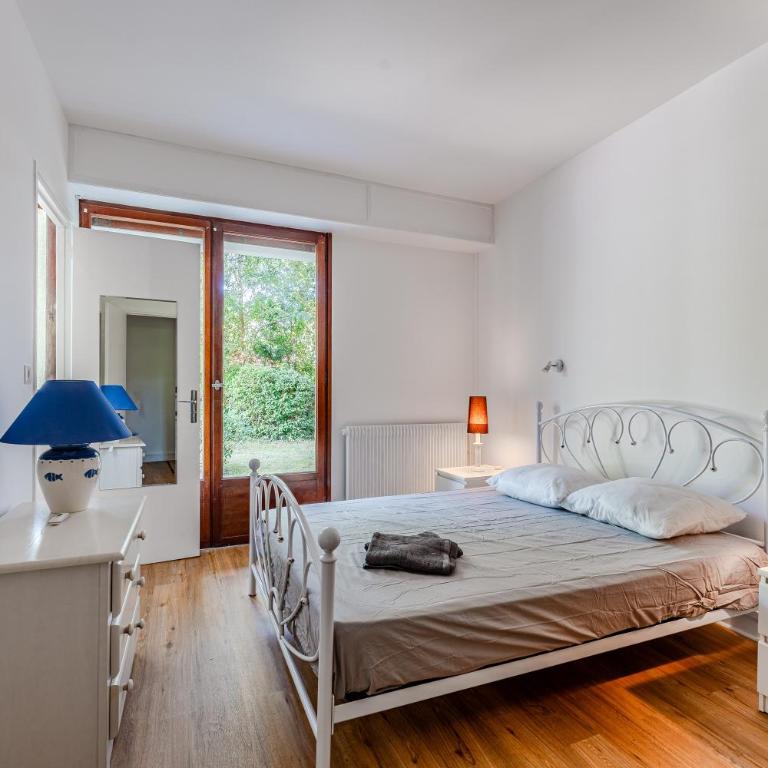 Appartement Rose Mousse - Abatilles - Two-Bedroom Deluxe Apartment with Garden View - 8