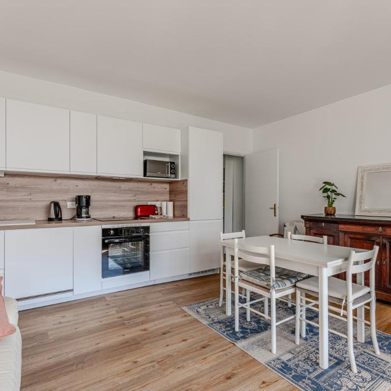 Appartement Rose Mousse - Abatilles - Two-Bedroom Deluxe Apartment with Garden View - 7
