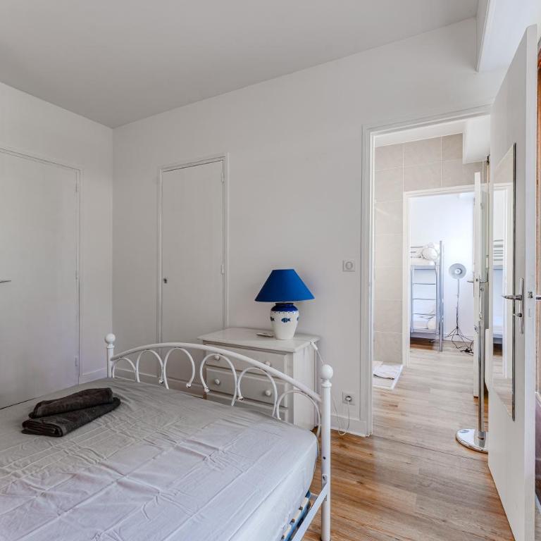 Appartement Rose Mousse - Abatilles - Two-Bedroom Deluxe Apartment with Garden View - 10