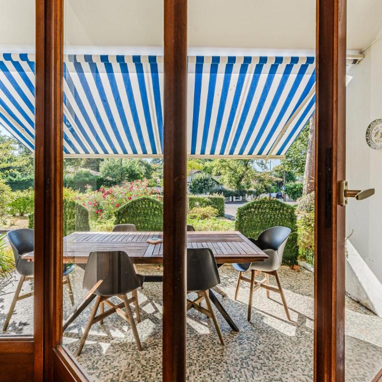 Appartement Rose Mousse - Abatilles - Two-Bedroom Deluxe Apartment with Garden View - 17