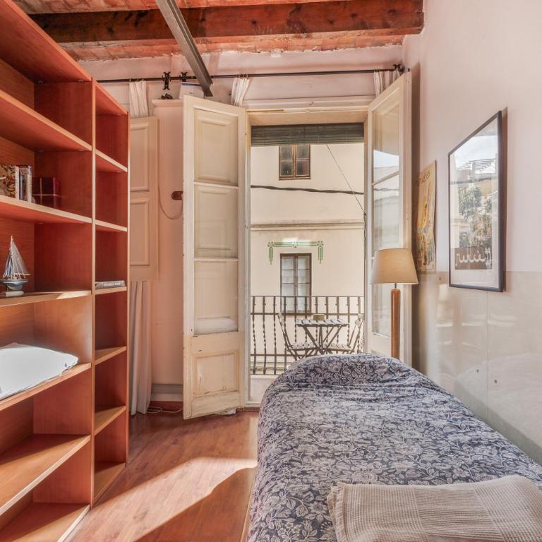 Lovely apartment with terrace - Two-Bedroom Deluxe Apartment with Balcony - 14