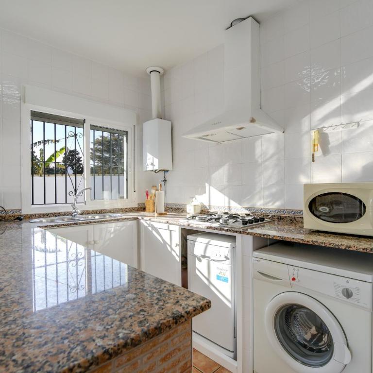 Los paraisos 1 - Habitación Doble Deluxe con ducha - 9
