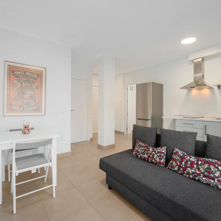 Beachfront Estepona Center - Superior One-Bedroom Apartment with Balcony - 15
