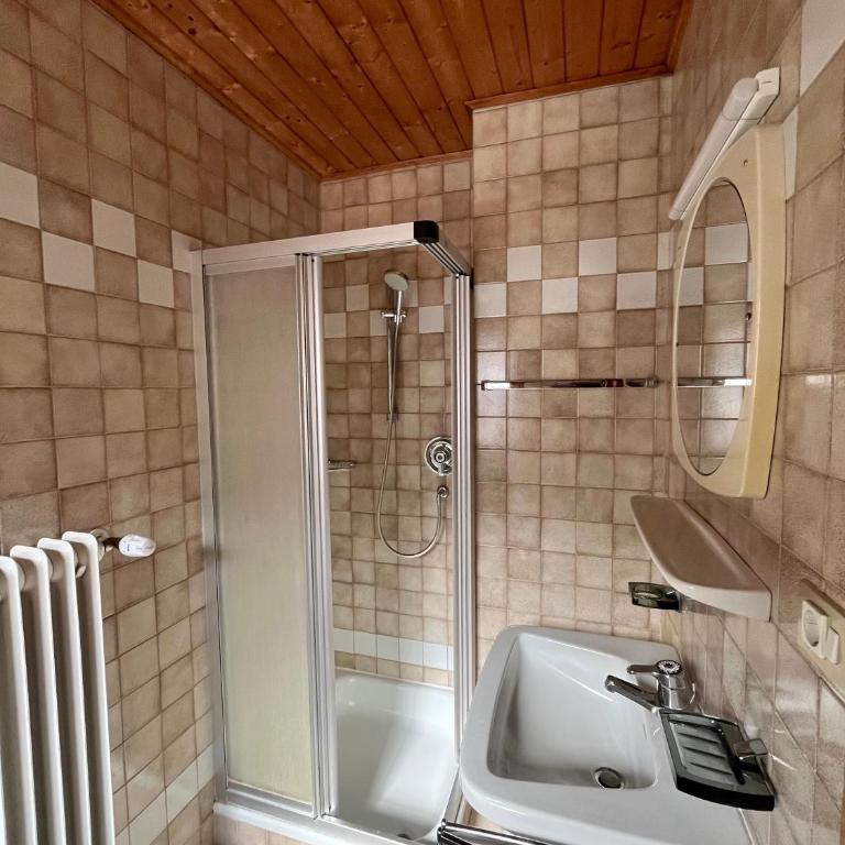 Residence Zirmer - Camera Singola Standard con Doccia - 6