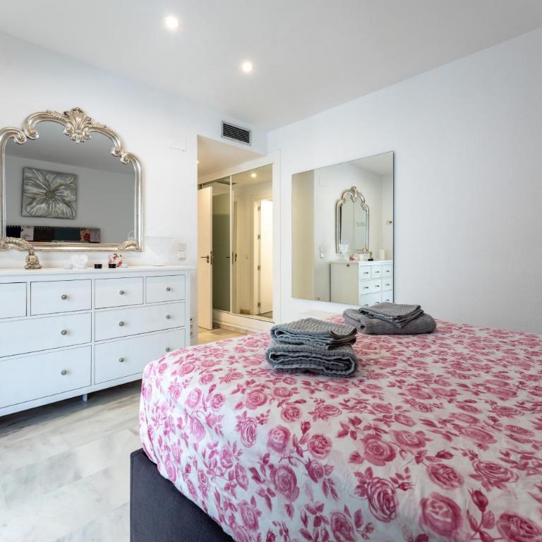 Golden Beach Elviria - Apartment with Terrace - 13