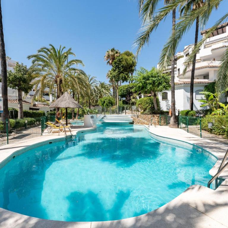 Golden Beach Elviria - Apartment with Terrace - 3