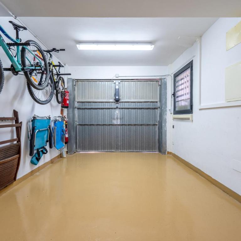 Casa Emi - Three-Bedroom House - 28