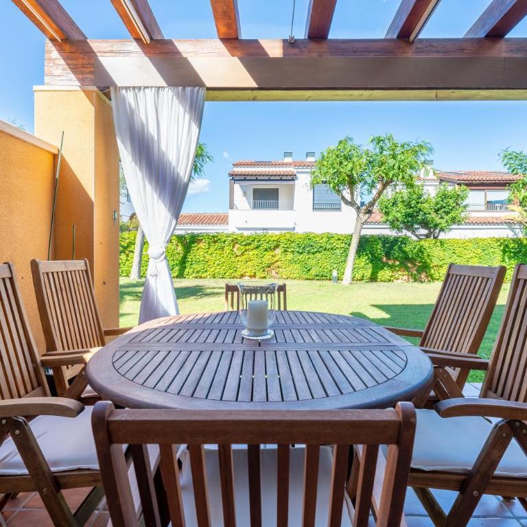 Casa Emi - Three-Bedroom House - 4