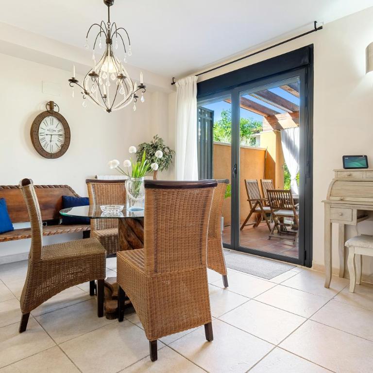 Casa Emi - Three-Bedroom House - 25