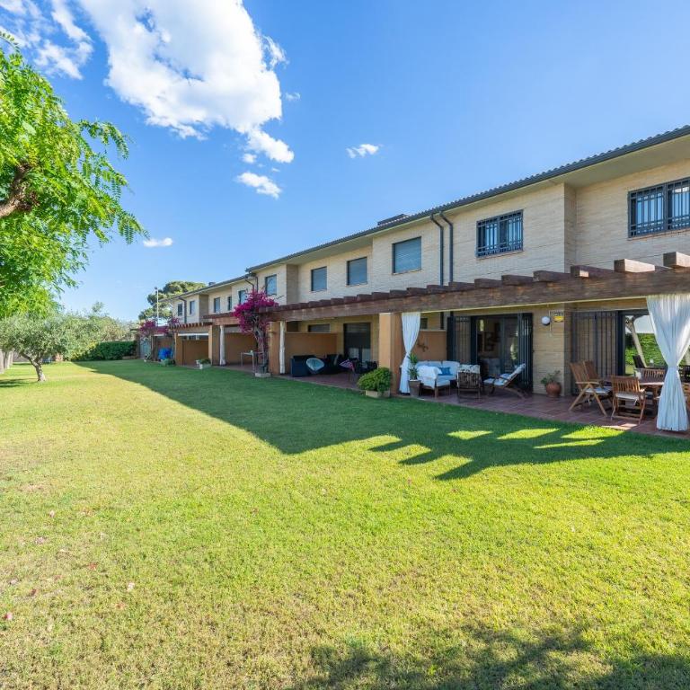 Casa Emi - Three-Bedroom House - 30