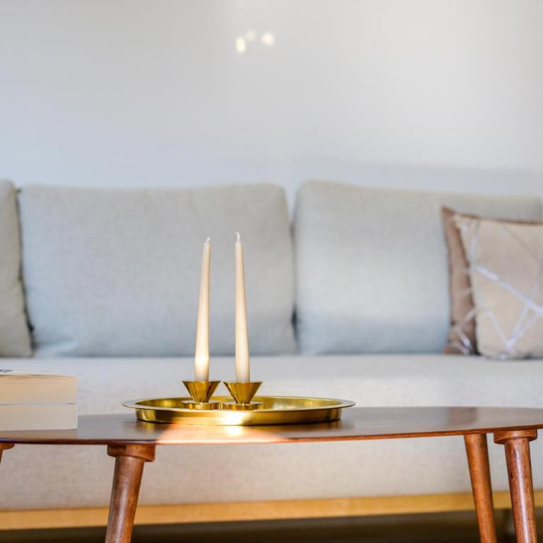 Colmar Chic - Deluxe-Apartment mit 2 Schlafzimmern und Gartenblick - 16