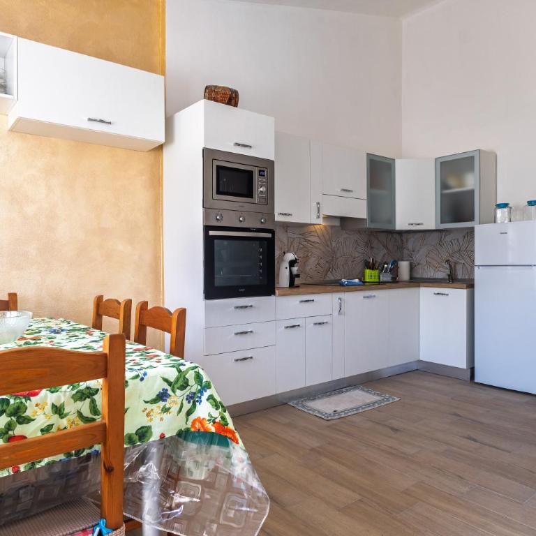 Villa Angelo Golfo Aranci - Casa con 2 Camere da Letto - 3
