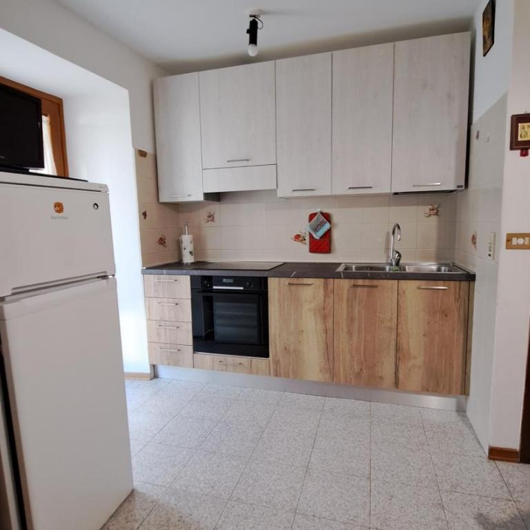 Appartamento Al Sasso Rosso Dimaro - Appartamento Deluxe con 2 Camere da Letto e Vista Giardino - 6