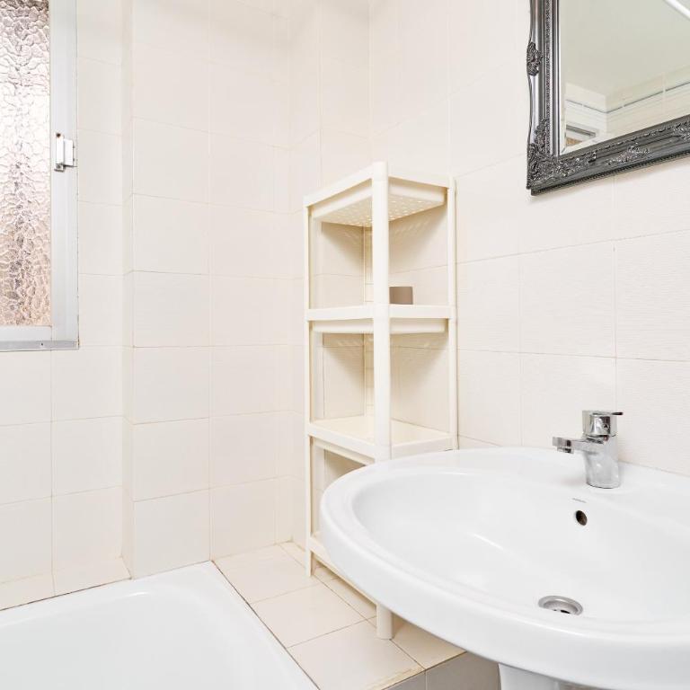 Apartamento El Tesorillo - Apartamento de 3 dormitorios y vistas al mar - 16