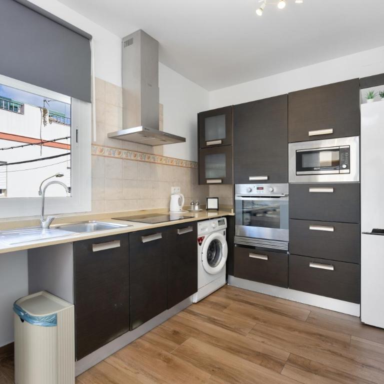 Apartamento Playa Centro - Apartamento Premium de 3 dormitorios con balcón - 5