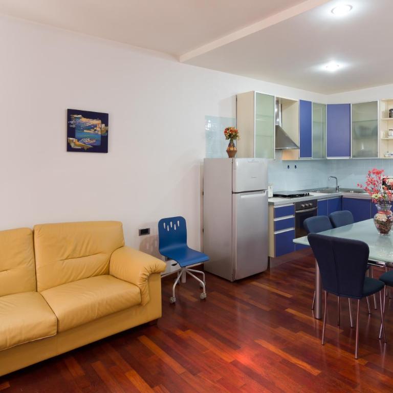 Marina Freedom Apartment - Appartamento Deluxe con 2 Camere da Letto e Balcone - 4