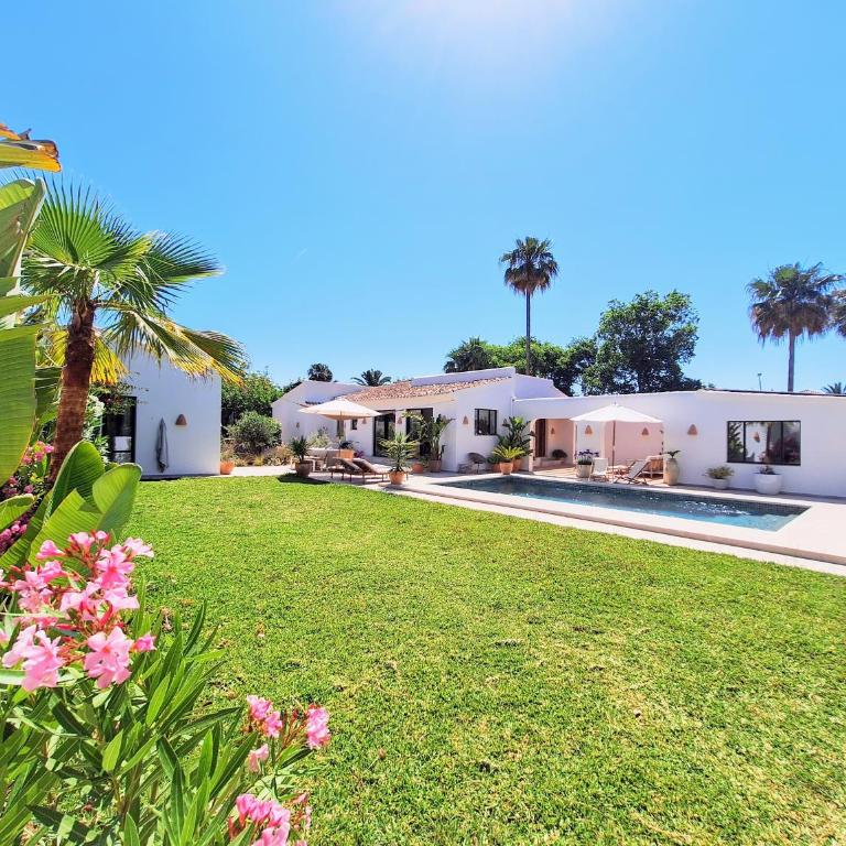 Elegance - Solo Familias 1843 - Villa con vistas al jardín - 4