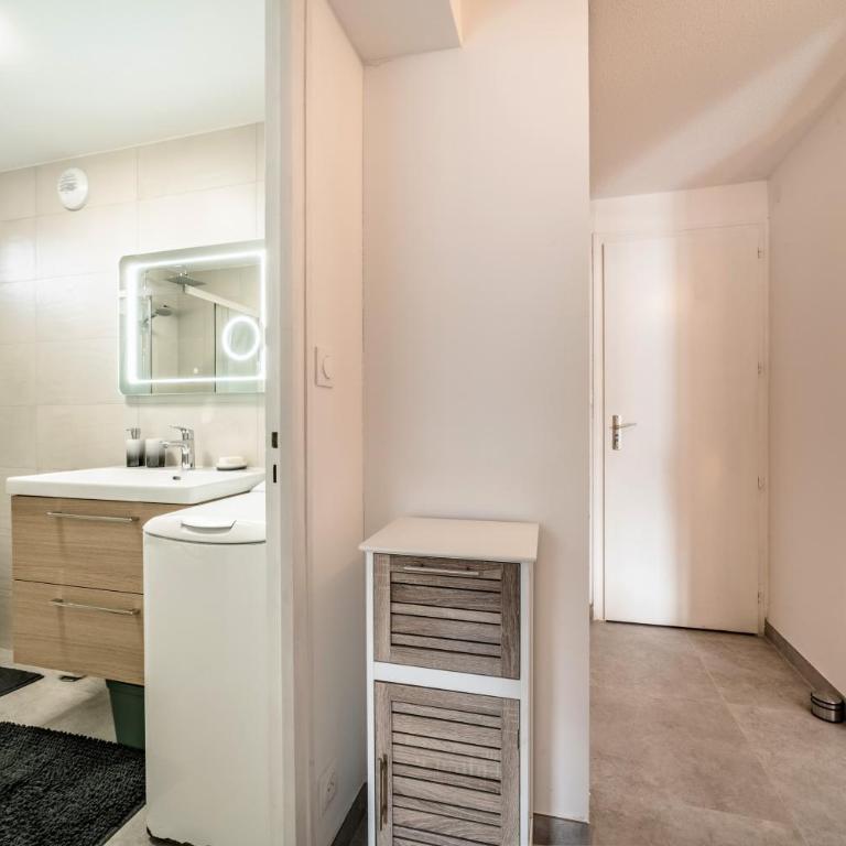 Chalet Loupnots 2P avec vue - Apartamento de 1 dormitorio con jardín - 11