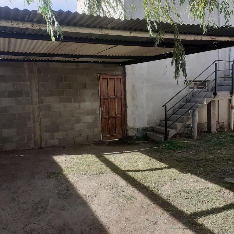 Monoambiente Juana Koslay - cerca del complejo AVE FENIX - Primer piso por escalera exterior - One-Bedroom Apartment - 11